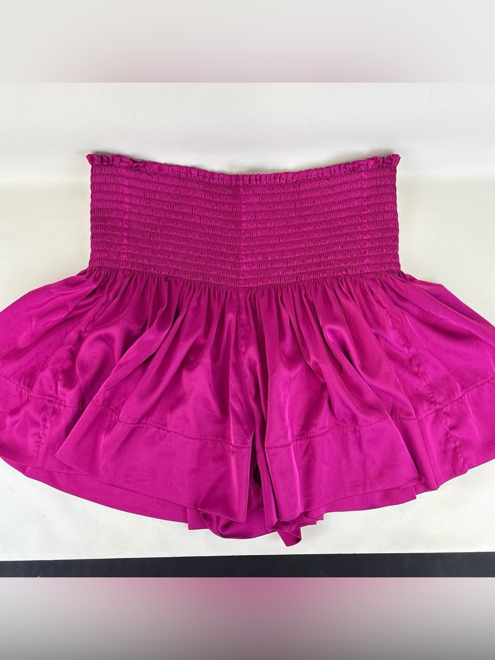 Natural Life Flowy Shorts Size Medium